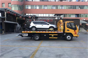 浠水汽车紧急补胎换胎救援